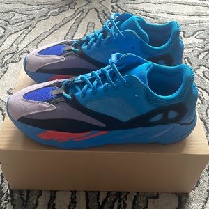 Yeezy 700 Boost Hi Res Blue Size 15